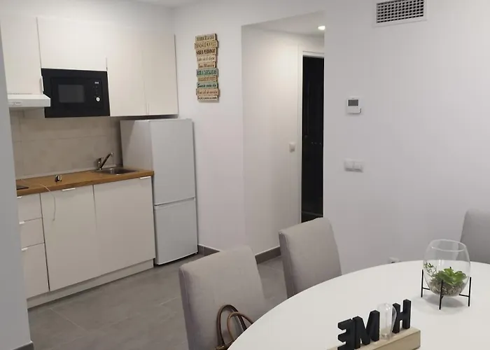 Céntrico A 150 Metros De La Playa * Fuengirola